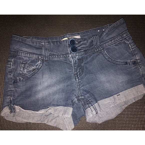 (SOLD) Shorts - Picture 1 of 4